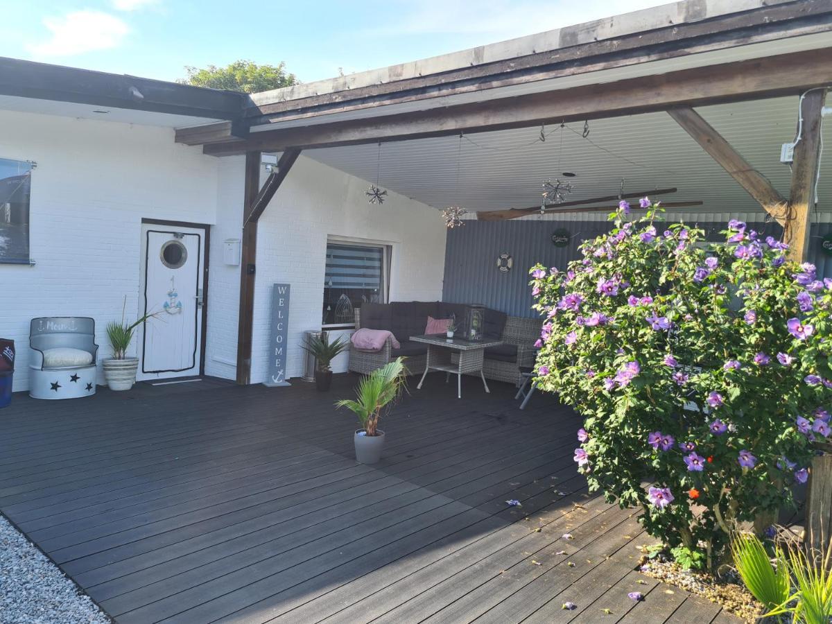 Grosse Wohnung Mit Terrasse Und Grill Grosssolt Extérieur photo
